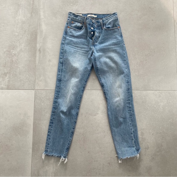 LEVI’S WEDGIE ICON JEANS - Picture 5 of 10
